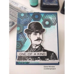 Tim Holtz Distress Spray Stain Chipped Sapphire Ranger TSS42211 9 Tim Holtz Distress Spray Stain Chipped Sapphire Ranger TSS42211 -Simon Says Stamp 1 313030 FS ALT02