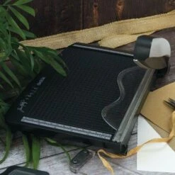 Tim Holtz Tonic Deckle Torn Edge Trimmer 3561e -Simon Says Stamp 1 459415 FS ALT11