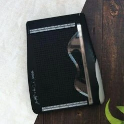 Tim Holtz Tonic Deckle Torn Edge Trimmer 3561e -Simon Says Stamp 1 459415 FS ALT16