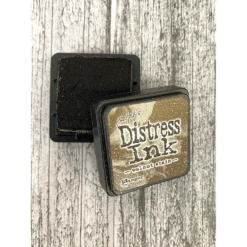 Tim Holtz Distress Mini Ink Pad Walnut Stain Ranger TDP40279 23 Tim Holtz Distress Mini Ink Pad Walnut Stain Ranger TDP40279 -Simon Says Stamp 1 d67dfab5 c63e 44a2 96f2 82baf0c9d6bb