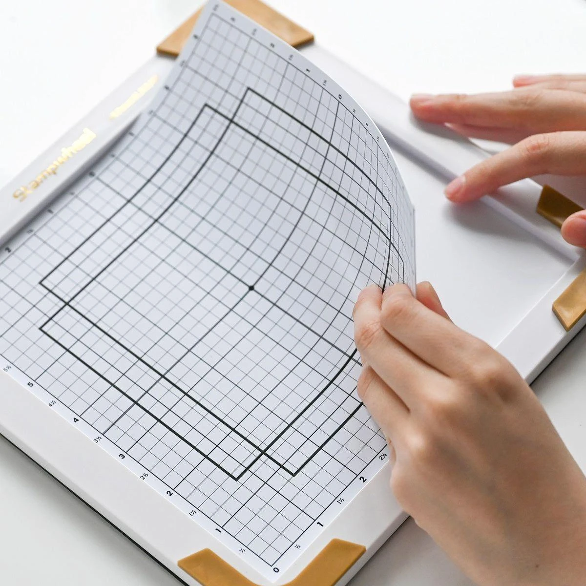 Altenew Stampwheel SlimGrip Sticky Mat White Alt8786 4 Altenew Stampwheel SlimGrip Sticky Mat White Alt8786 - Image 2