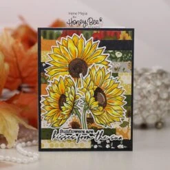 Honey Bee Bloom With Grace Clear Stamps Hbst-609 -Simon Says Stamp IMG 6732