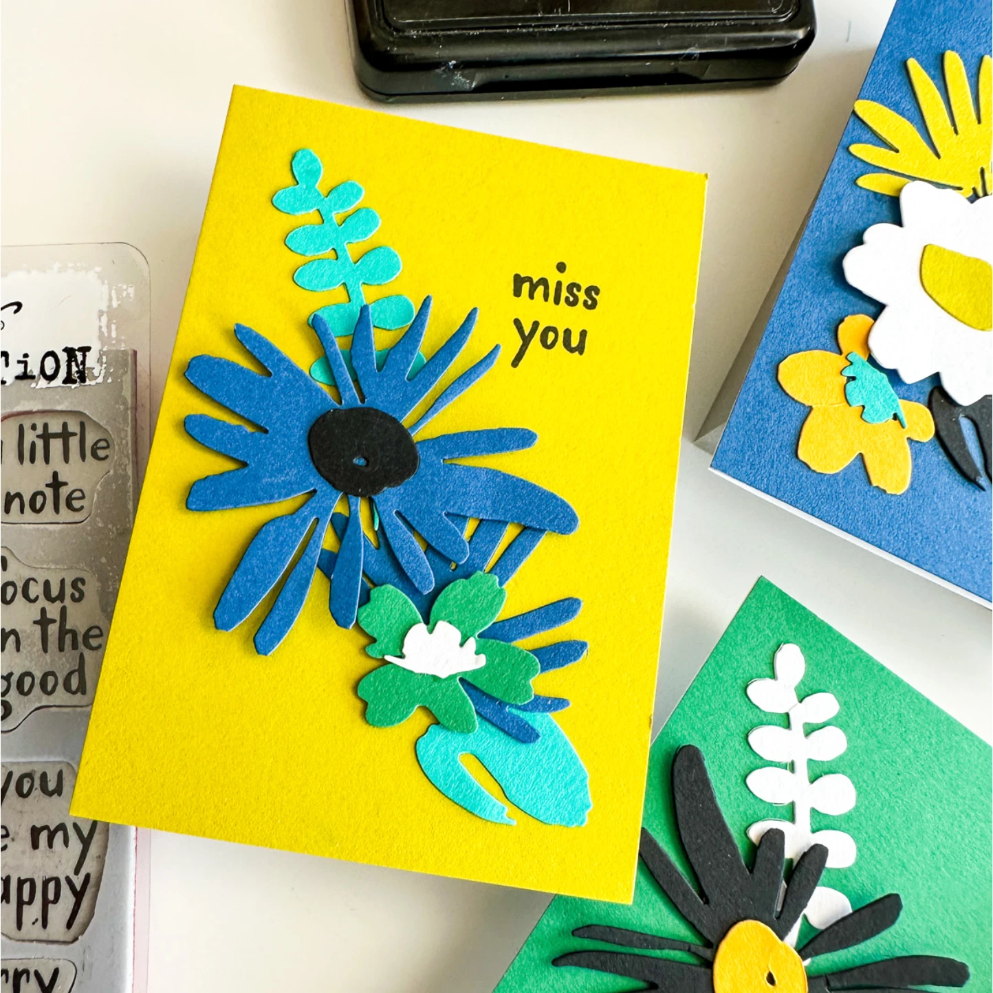 Ranger Embossing Powder White EPJ36685 6 Ranger Embossing Powder White EPJ36685 - Image 4